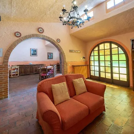 Sapphire Villa Cortona
